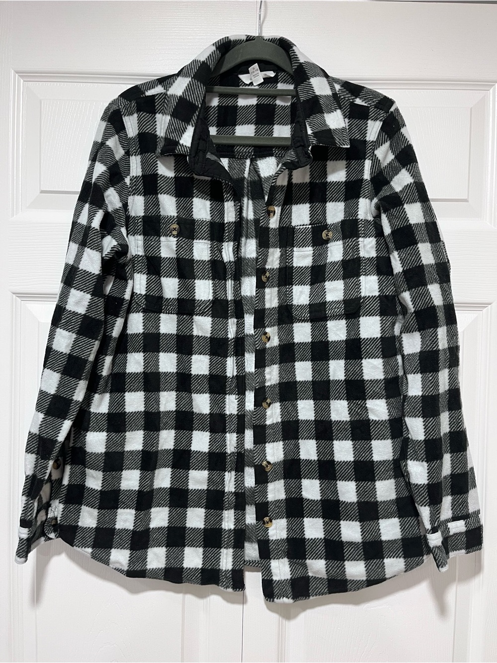 Time and Tru Black and White Buffalo Check Button-Up Jacket